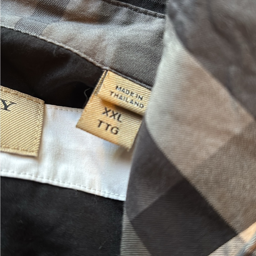 Men’s Burberry authentic Shirt - Picture 7 of 7